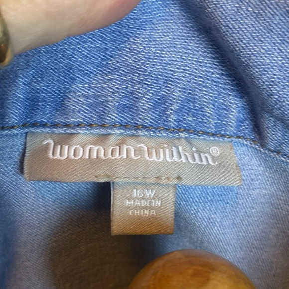 Woman Within Jean Jacket Light Blue Denim Sz 16W NWOT - Picture 7 of 8